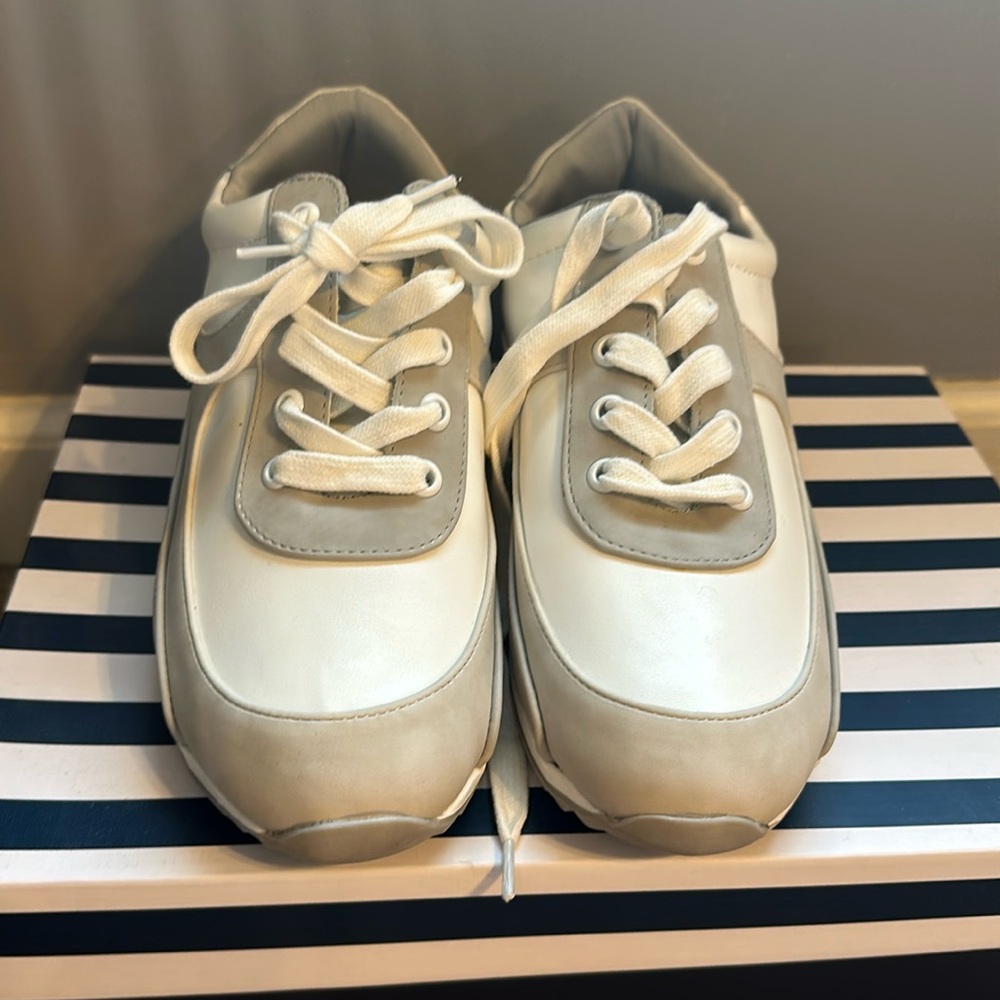 NEW Crown and Ivy shoes